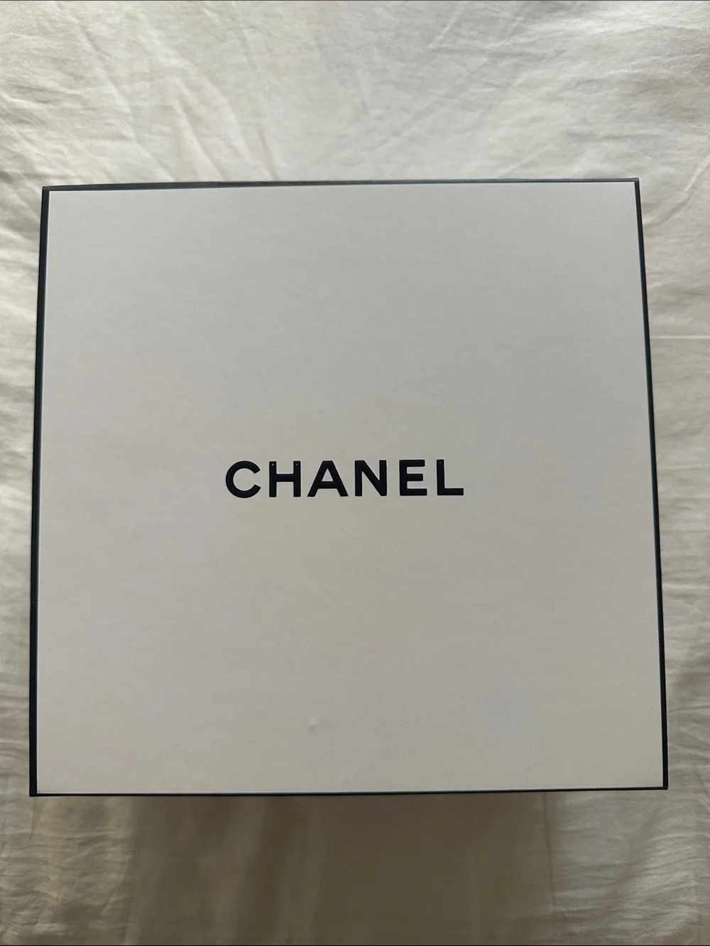 CHANEL Box